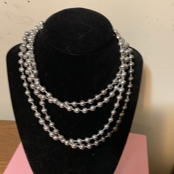 Two sets of beads silver and white - Picture 6 of 6